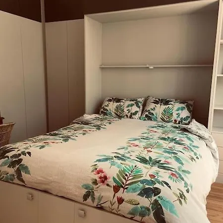 Magnifique Centre Historique Апартаменты *